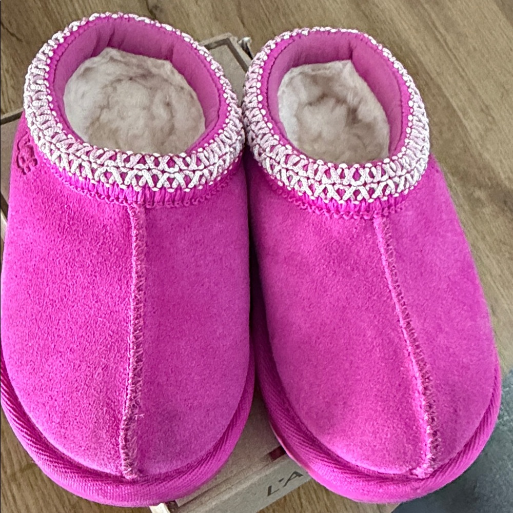 UGG Rock Rose Kids Tasman II water resistant slippers